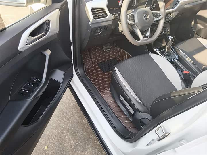 Фото 13 - Volkswagen Tacqua