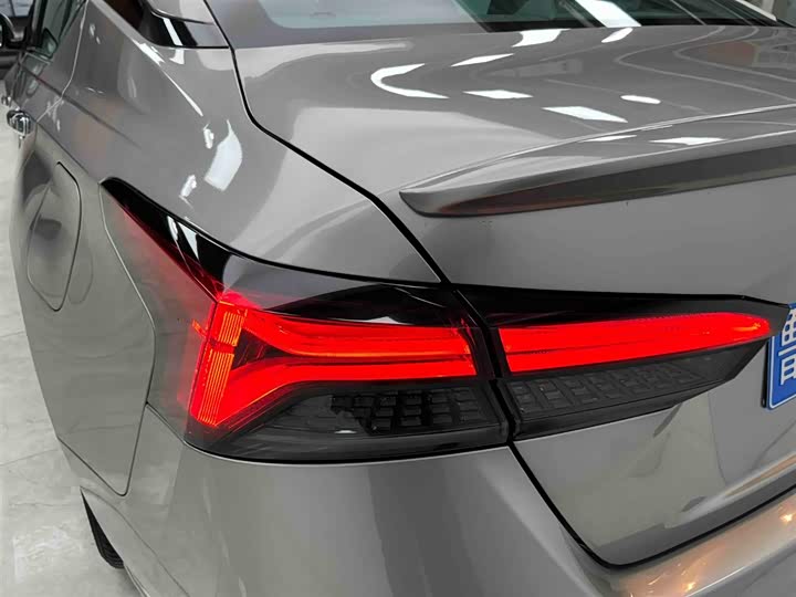 Фото 18 - Nissan Teana