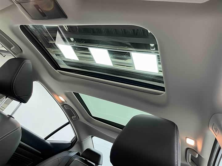 Фото 9 - Nissan Teana