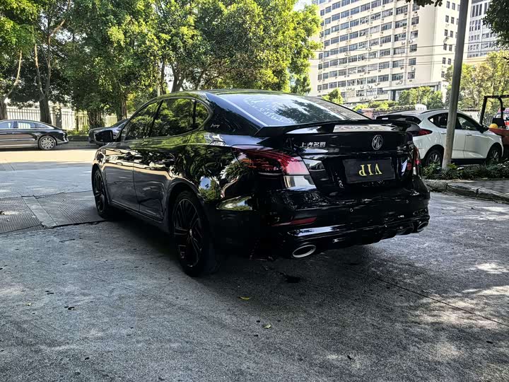 Фото 8 - MG Motor 6