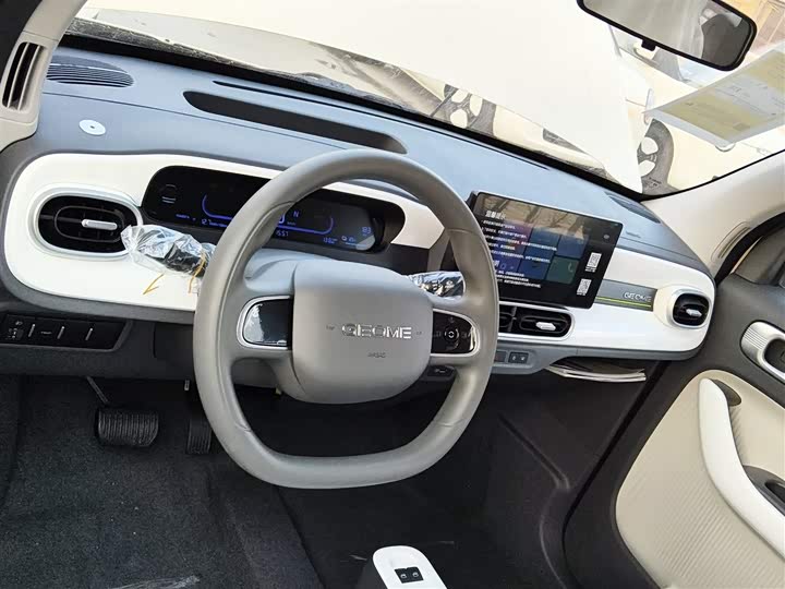 Фото 11 - Geely Galaxy Panda Mini