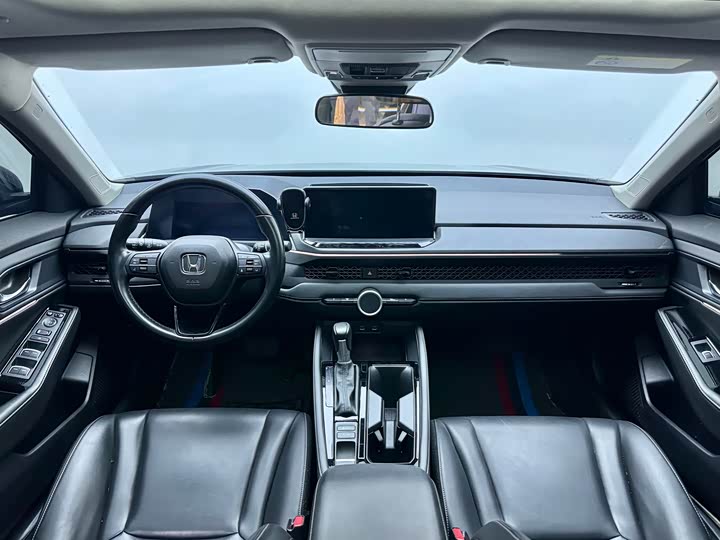 Фото 5 - Honda Accord