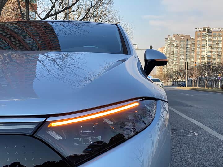 Фото 6 - Mercedes-Benz EQS