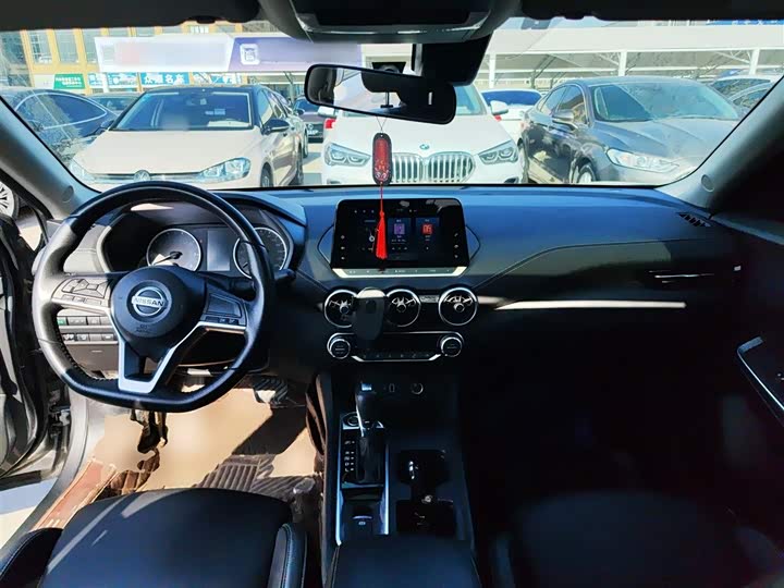 Фото 10 - Nissan Sylphy