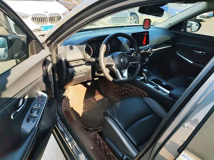 Фото 16 - Nissan Sylphy