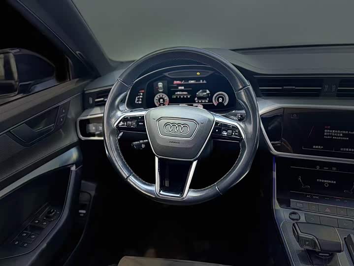 Фото 12 - Audi A6L