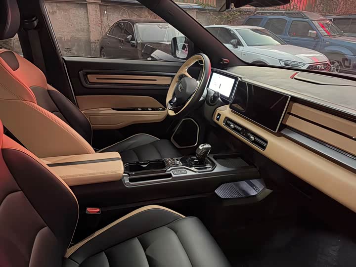 Фото 10 - Geely Icon