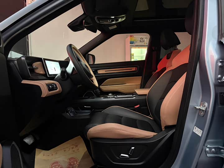 Фото 13 - Geely Icon