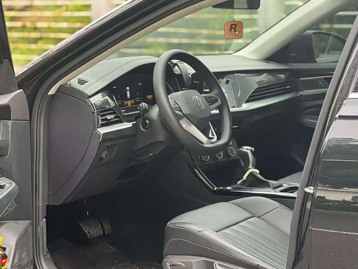 Фото 4 - Volkswagen Passat