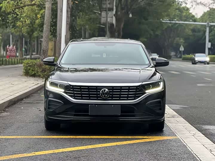 Фото 5 - Volkswagen Passat