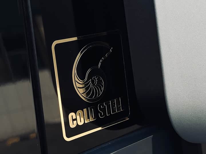 Фото 14 - Land Rover Defender