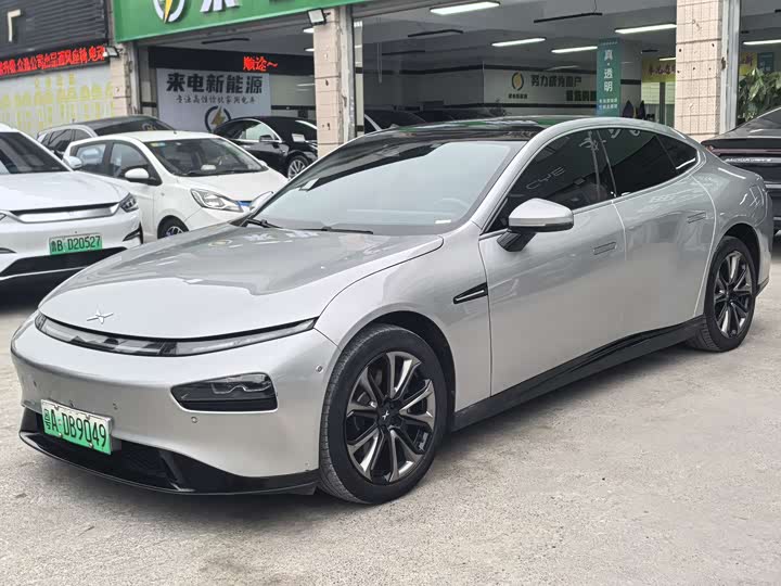 Фото 2 - XPeng P7