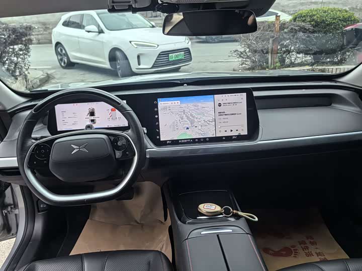 Фото 9 - XPeng P7