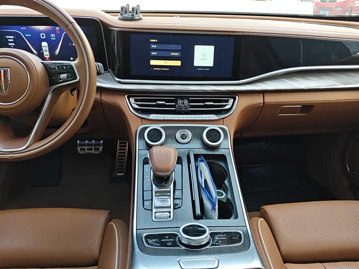 Фото 13 - Hongqi H9