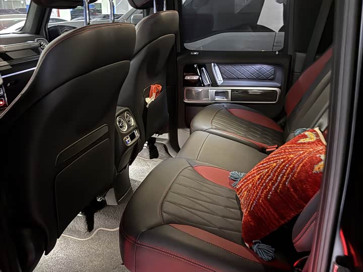 Фото 2 - Mercedes-Benz G-Class AMG