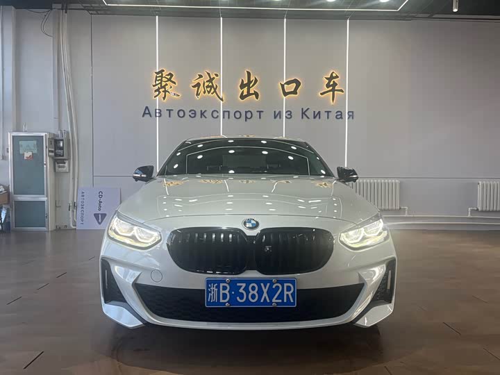 Фото 2 - BMW 1 Series