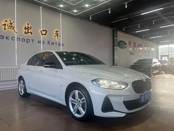 Фото 3 - BMW 1 Series