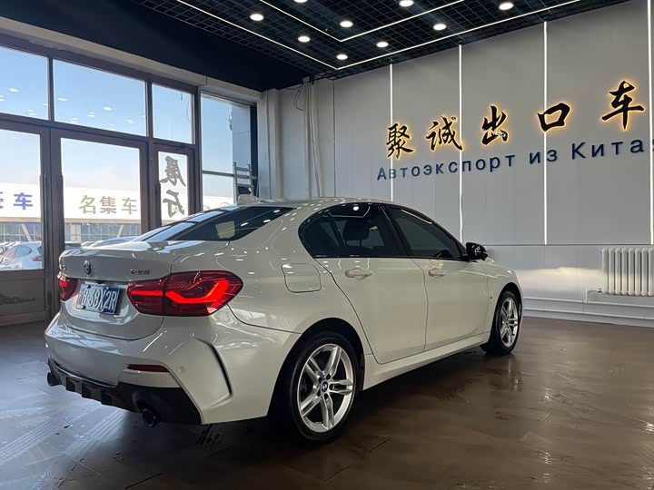 Фото 9 - BMW 1 Series