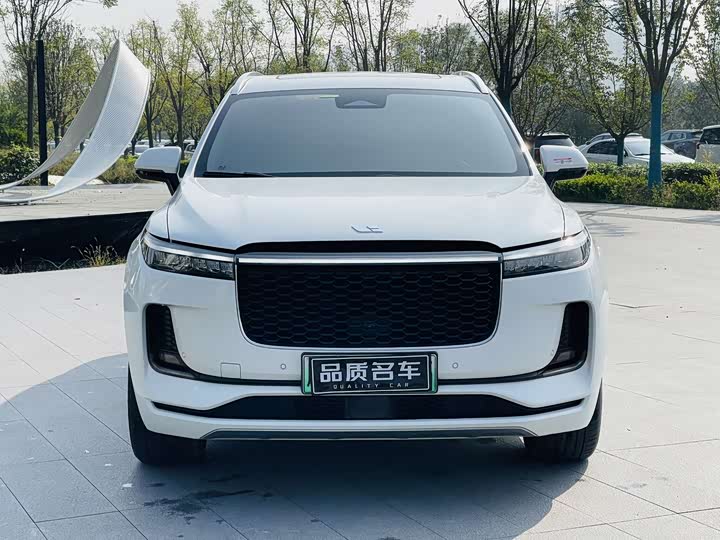 Фото 2 - LiXiang One