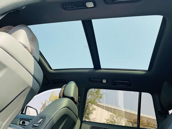 Фото 6 - LiXiang One