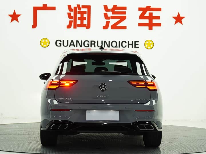 Фото 4 - Volkswagen Golf