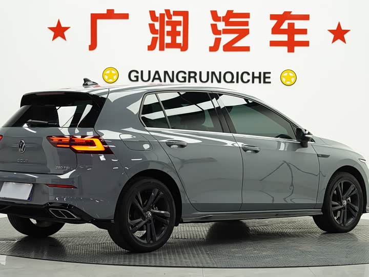 Фото 5 - Volkswagen Golf