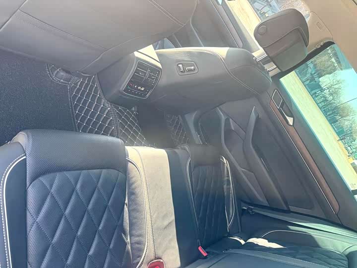 Фото 6 - Volkswagen Magotan