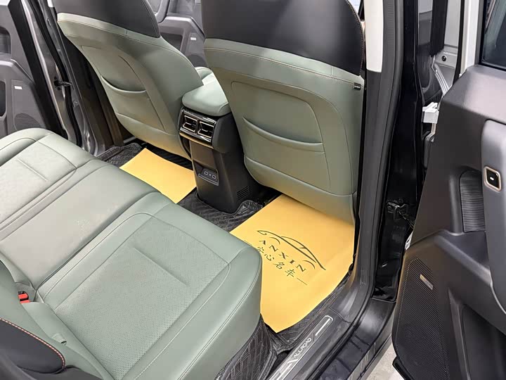 Фото 12 - Chery iCar 03