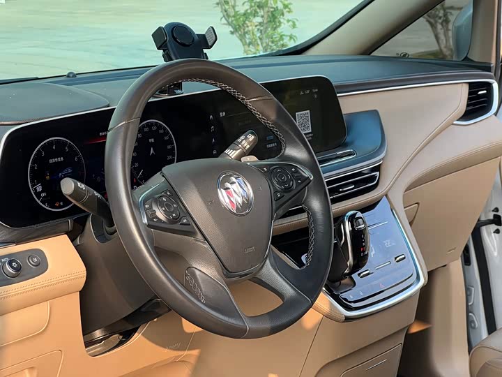 Фото 13 - Buick GL8 ES