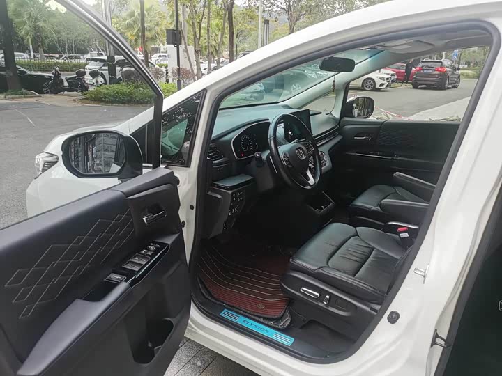 Фото 16 - Honda Elysion