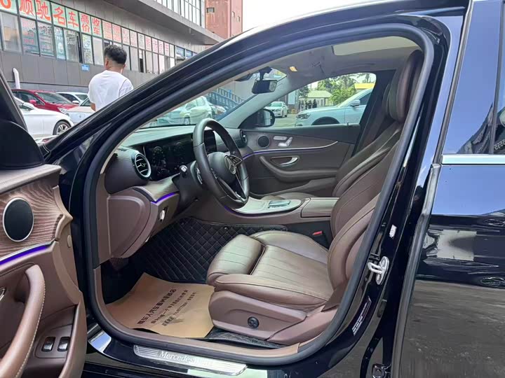 Фото 4 - Mercedes-Benz E-Class Hybrid