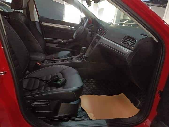 Фото 25 - Volkswagen Lamando L