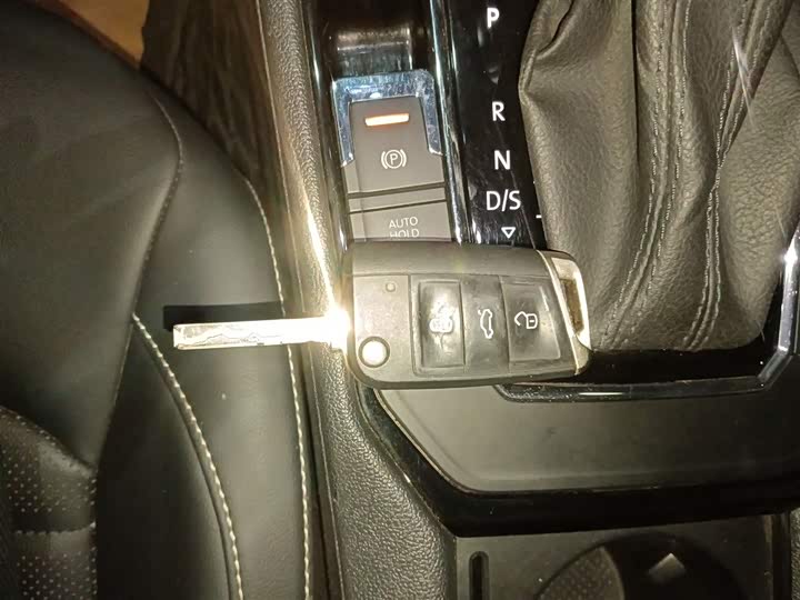 Фото 9 - Volkswagen Lamando L