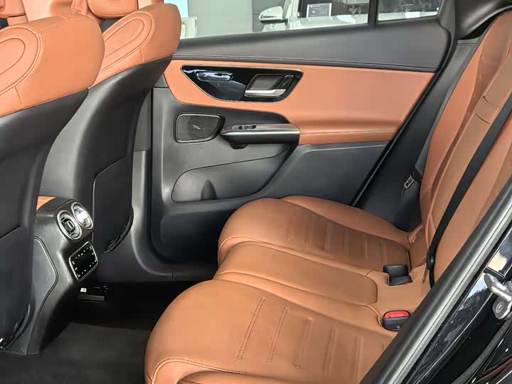 Фото 4 - Mercedes-Benz GLC-Class