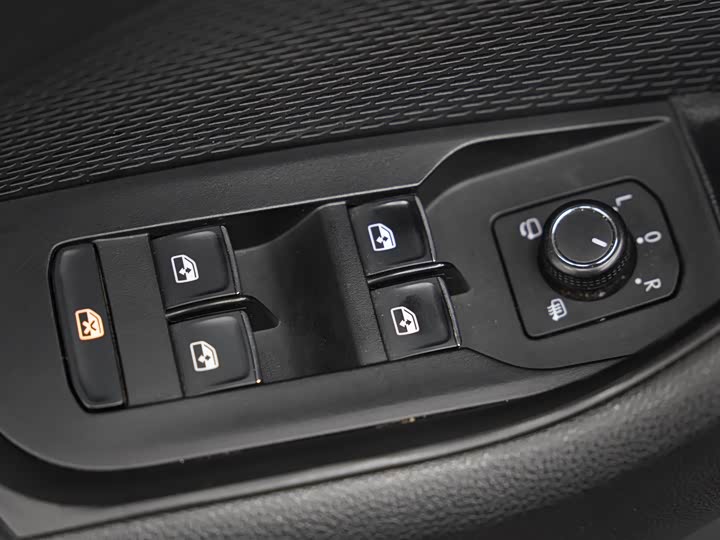 Фото 10 - Skoda Octavia Pro