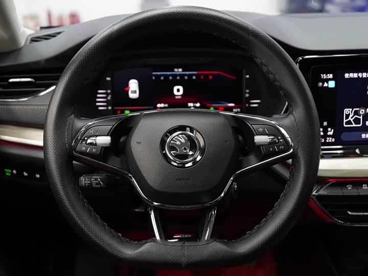 Фото 13 - Skoda Octavia Pro