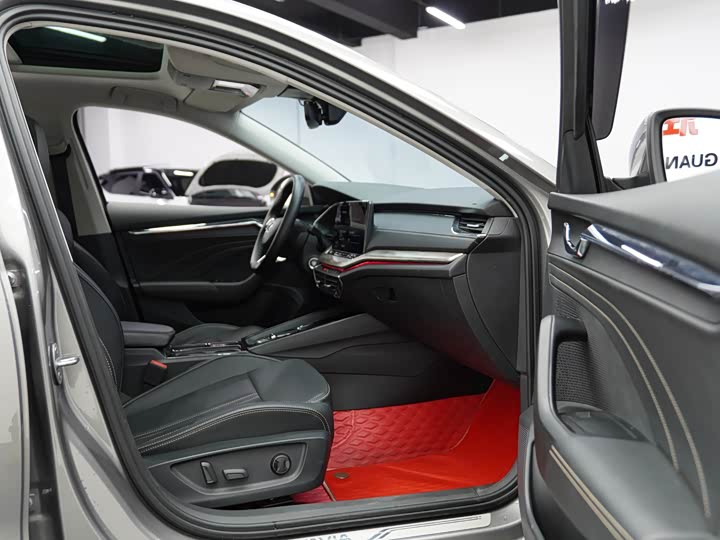 Фото 21 - Skoda Octavia Pro