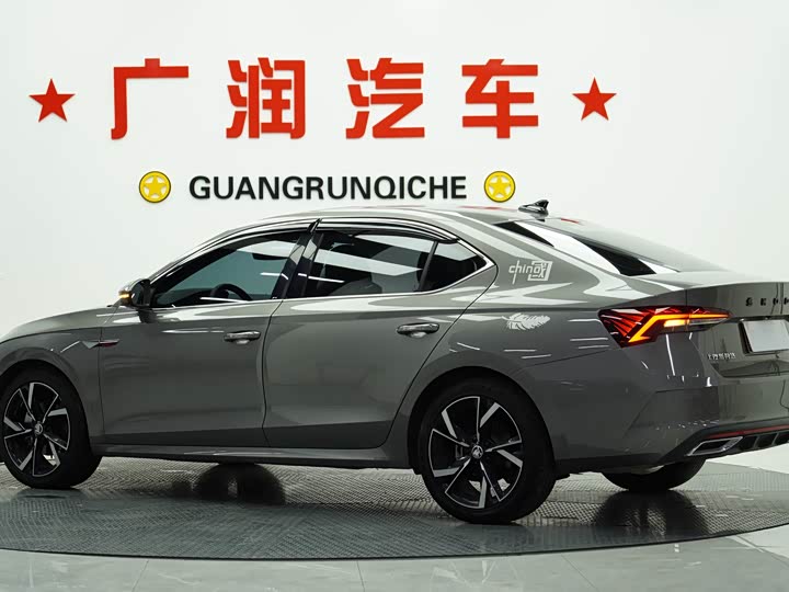 Фото 3 - Skoda Octavia Pro