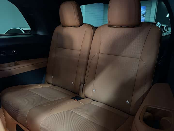 Фото 10 - LiXiang L9