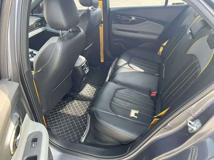 Фото 13 - GAC Trumpchi Empow R