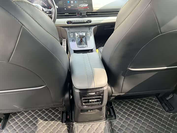 Фото 14 - GAC Trumpchi Empow R