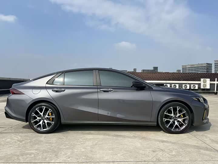 Фото 4 - GAC Trumpchi Empow R