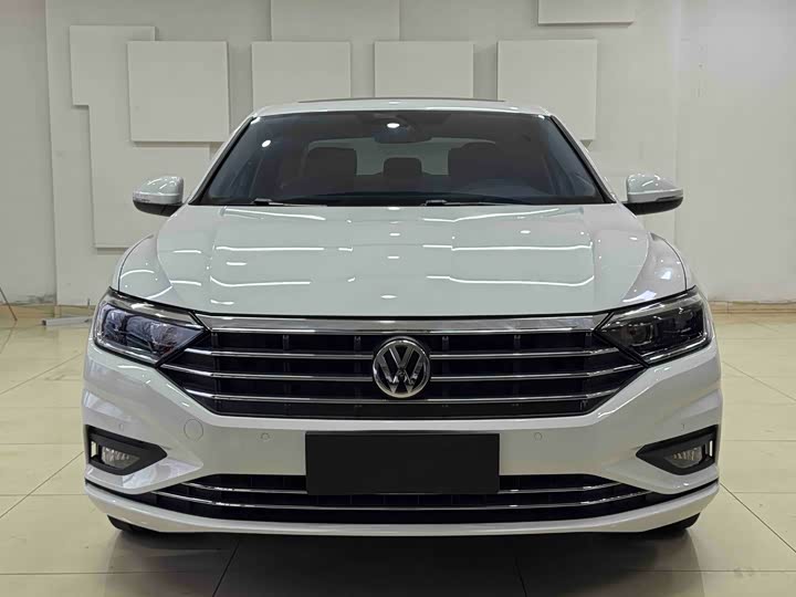 Фото 2 - Volkswagen Sagitar L