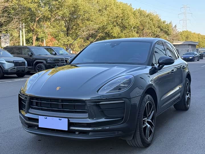 Фото 1 - Porsche Macan