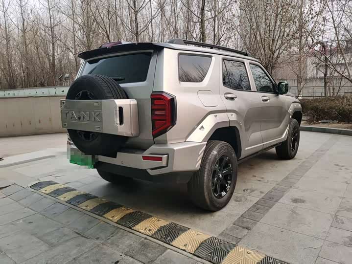 Фото 9 - Tank 400 Hybrid