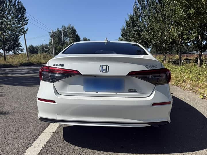 Фото 12 - Honda Civic