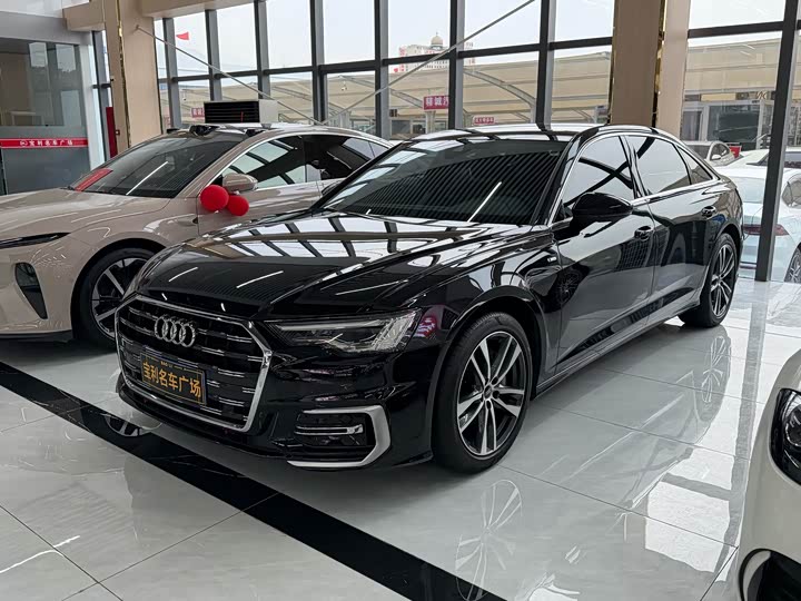 Фото 2 - Audi A6L