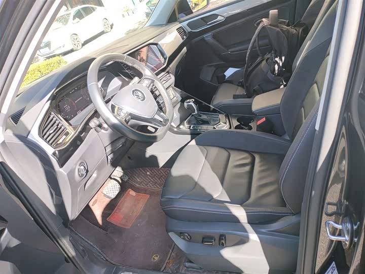 Фото 15 - Volkswagen Tayron