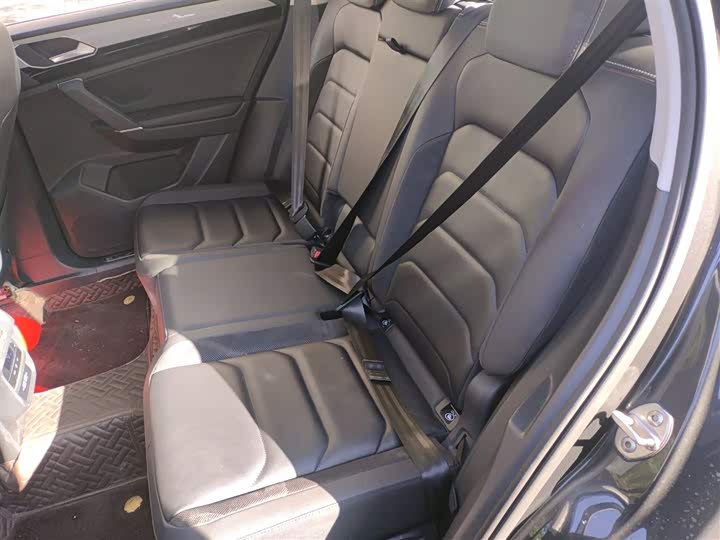 Фото 17 - Volkswagen Tayron