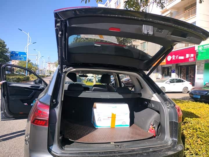 Фото 19 - Volkswagen Tayron